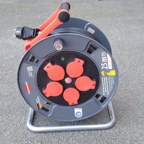 Cable drum
